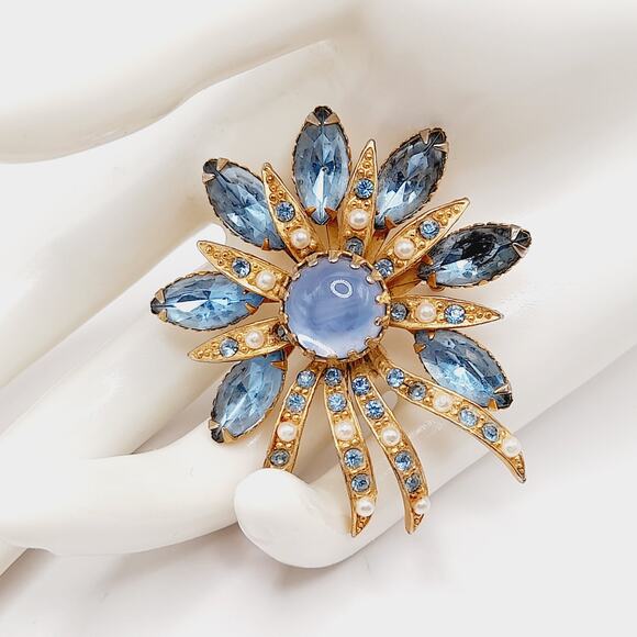 Vintage Selini Blue Rhinestone Pearl Brooch Cabochon Floral Pin 2" - Picture 4 of 9